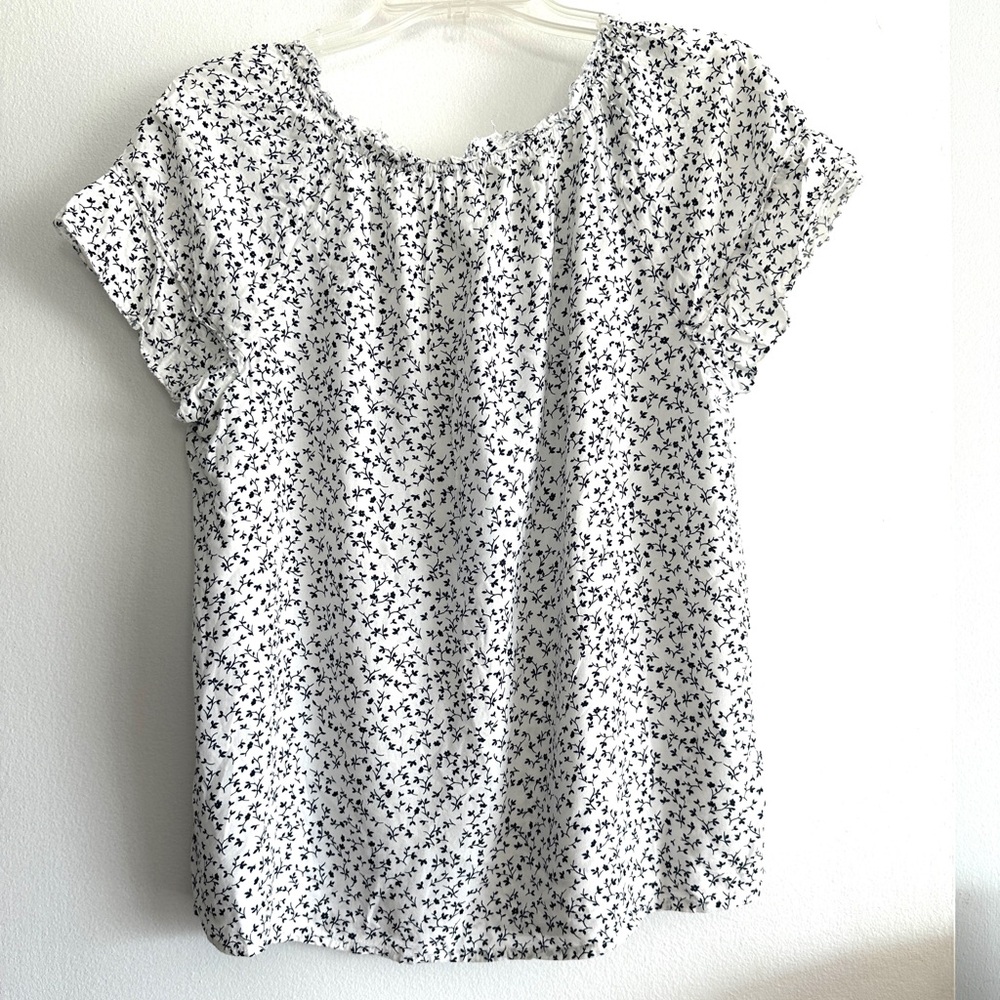 GAP White and Blue Floral Blouse